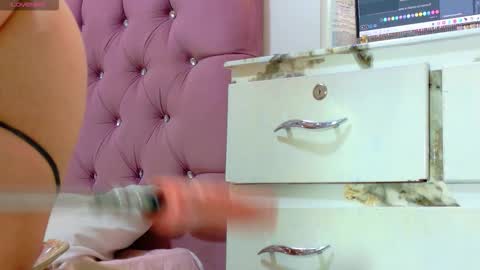 gaby_vegaa online show from October 2025 04:57:02 AM