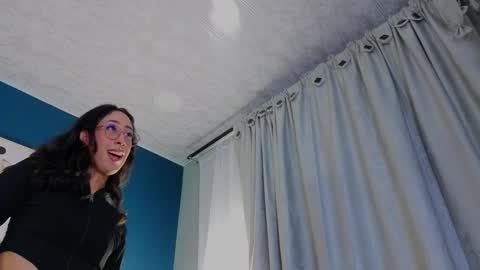 Gaby online show from October 2025 08:19:01 PM