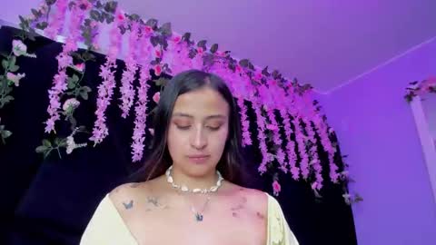gabby cooper online show from June 2026 01:41:02 AM
