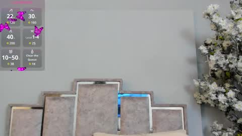 gabyyjones online show from February 2025 11:20:01 AM