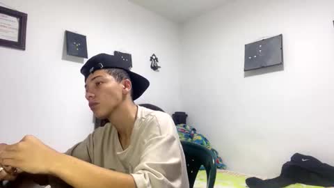 gadiel_sex online show from February 2026 09:08:01 AM