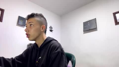 gadiel_sex online show from April 2026 10:15:01 PM