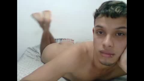 Snapshot of gael_zambrano chatting on February 2026 10:00:01 PM Gael sexy online show from February 2026 10:00:01 PM