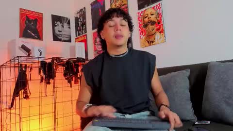 Gael Conner online show from December 2025 04:10:01 AM