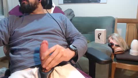 Snapshot of gag0nmyc0ck chatting on February 2025 10:32:01 PM your master online show from February 2025 10:32:01 PM