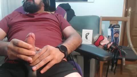 Snapshot of gag0nmyc0ck chatting on September 2025 01:55:01 PM your master online show from September 2025 01:55:01 PM