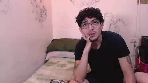 Gaia y Clayde online show from July 2026 07:44:01 PM