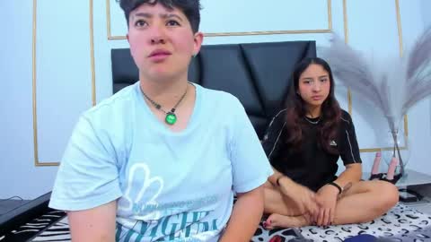 gaia_n_nix online show from April 2026 04:33:02 AM