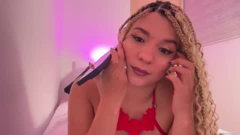 gaia_stonne online show from October 2025 02:48:02 AM