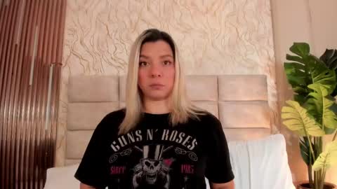 Snapshot of gaia_stonne chatting on June 2026 01:11:01 PM gaia_stonne online show from June 2026 01:11:01 PM
