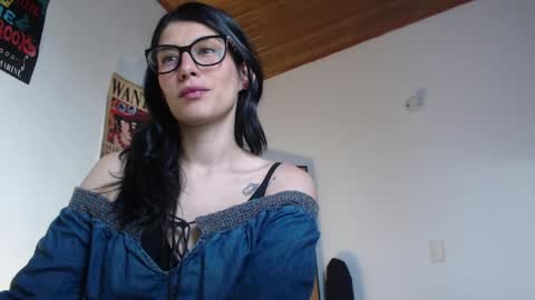 Snapshot of gaitan4 chatting on June 2026 10:25:01 PM gaitan4 online show from June 2026 10:25:01 PM