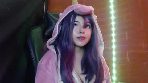 Kate 3 online show from February 2025 07:17:01 PM