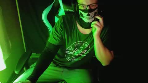 gamer990 online show from November 2025 11:25:01 PM