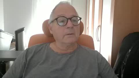 gamin68 online show from October 2025 01:46:02 PM