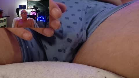 Snapshot of garnettrobert438 chatting on May 2026 07:19:02 PM garnettrobert438 online show from May 2026 07:19:02 PM