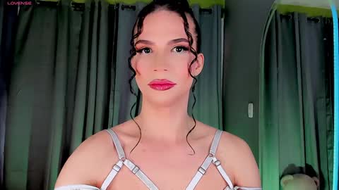 Vnecis Marn online show from January 2025 02:05:01 PM