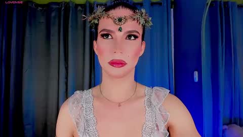 Vnecis Marn online show from January 2025 11:43:02 AM