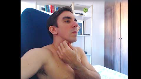 gatosarado23 online show from October 2025 05:43:01 PM