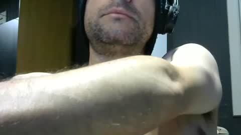 gauchors21 online show from December 2024 10:17:02 AM