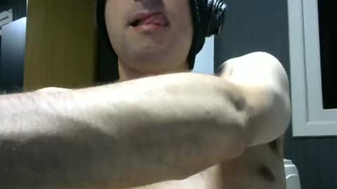 gauchors21 online show from January 2025 03:00:02 AM