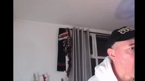 gavinkush online show from December 2025 10:04:02 PM