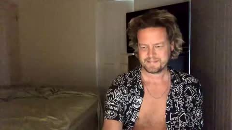 Snapshot of gcsurfer81 chatting on December 2024 07:55:01 AM gcsurfer81 online show from December 2024 07:55:01 AM