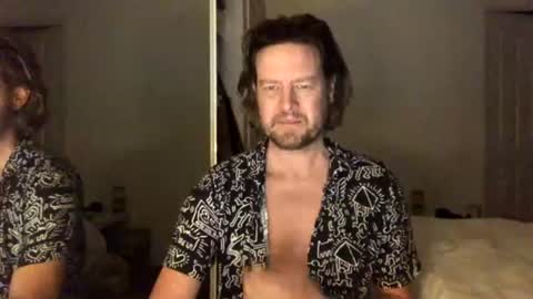 gcsurfer81 online show from July 2026 07:54:01 AM