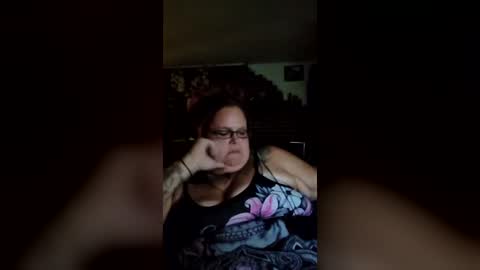 Snapshot of gearheadgoddess chatting on July 2026 08:35:01 PM GearHeadGoddess online show from July 2026 08:35:01 PM