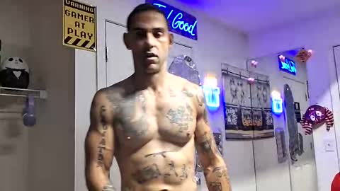 Zanecubano online show from October 2025 01:25:01 AM