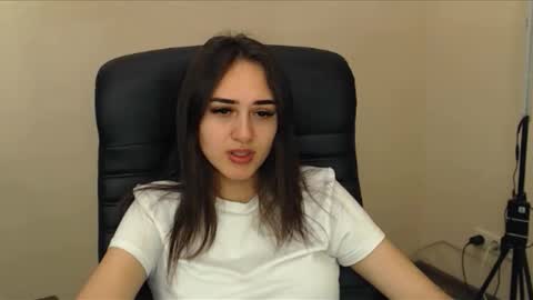 Gemma online show from October 2025 07:21:01 AM