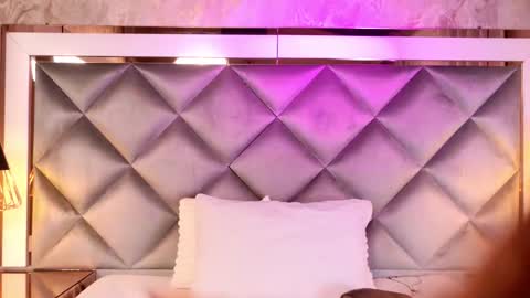 Maria  online show from October 2025 03:17:01 AM