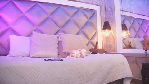 Maria  online show from February 2026 03:03:02 AM