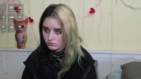 Ilona online show from October 2025 07:27:02 PM