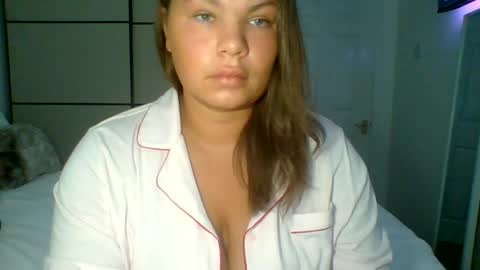 Snapshot of gemmarmalade chatting on June 2026 06:40:02 AM GEMMARMALADE online show from June 2026 06:40:02 AM