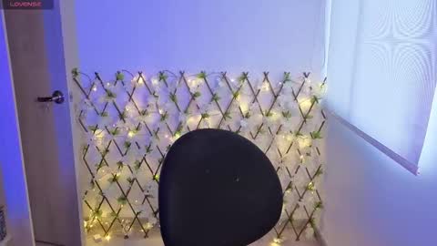 genet_ online show from November 2025 01:12:02 PM