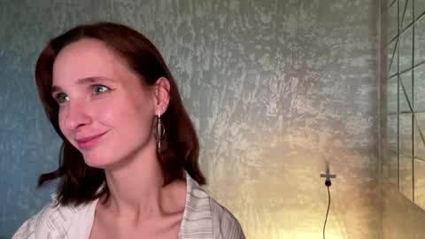 Riana online show from May 2026 05:38:01 AM