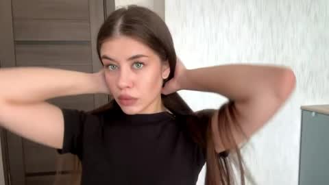 Snapshot of geniegrimmett chatting on May 2026 01:07:01 PM Megan online show from May 2026 01:07:01 PM