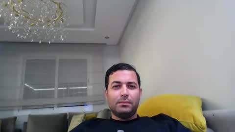 genteldevil online show from December 2025 01:33:01 AM