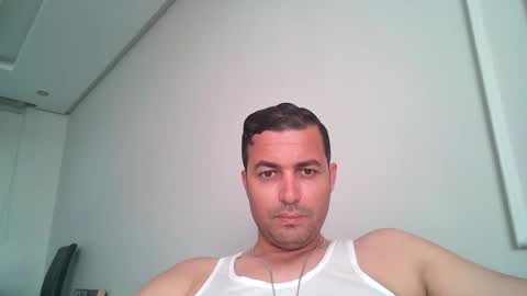 genteldevil online show from May 2026 01:15:02 PM
