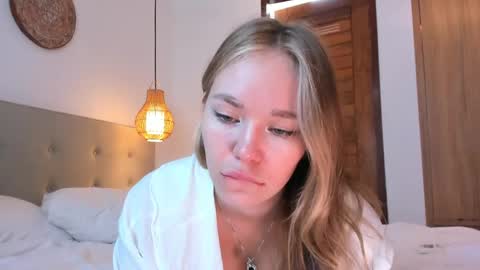 Snapshot of gentle_killers chatting on May 2026 05:03:02 AM Mary Blonde and Kira brunette online show from May 2026 05:03:02 AM