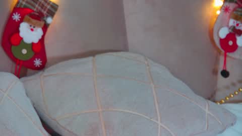 GentleRossi online show from December 2024 09:04:02 PM