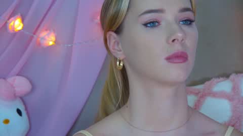 GentleRossi online show from January 2025 10:01:01 PM