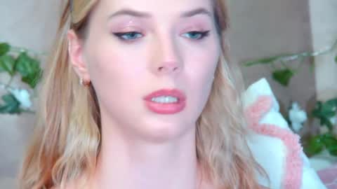 GentleRossi online show from May 2026 04:35:02 PM