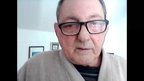 Snapshot of georg1412 chatting on February 2025 09:37:01 AM georg1412 online show from February 2025 09:37:01 AM