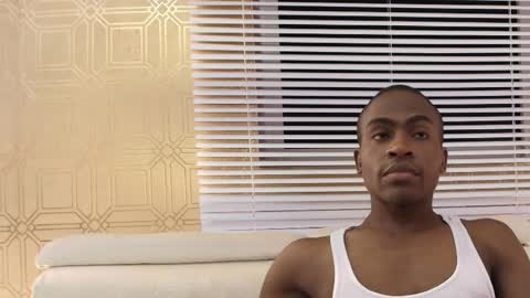 G E O R G E online show from October 2025 05:54:02 AM