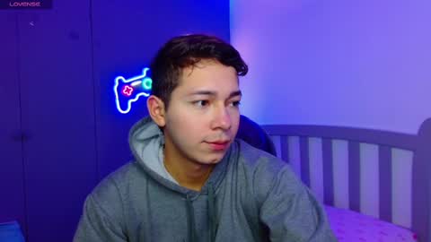 GEORGE online show from January 2025 01:39:01 AM