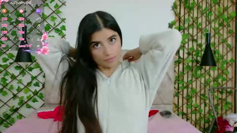 Snapshot of georgia_candy chatting on April 2026 04:46:02 AM georgia_candy online show from April 2026 04:46:02 AM