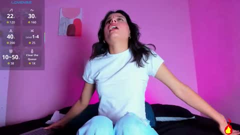 Snapshot of georgina_ferri_ chatting on November 2025 05:13:02 PM GEORGINA FERRI online show from November 2025 05:13:02 PM