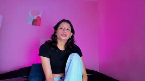 Snapshot of georgina_ferri_ chatting on December 2025 05:22:02 PM GEORGINA FERRI online show from December 2025 05:22:02 PM