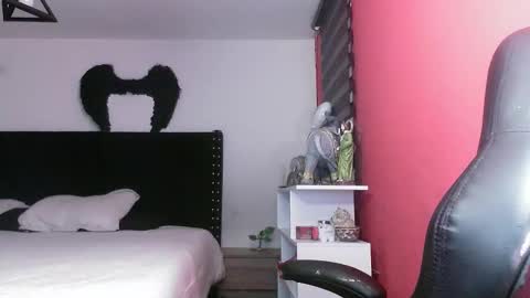 Georgina  online show from November 2025 04:34:01 AM